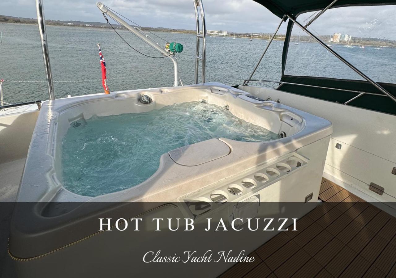 Classic Yacht Nadine In Poole Harbour, Dorset, With A Hot Tub Jacuzzi Eksteriør billede
