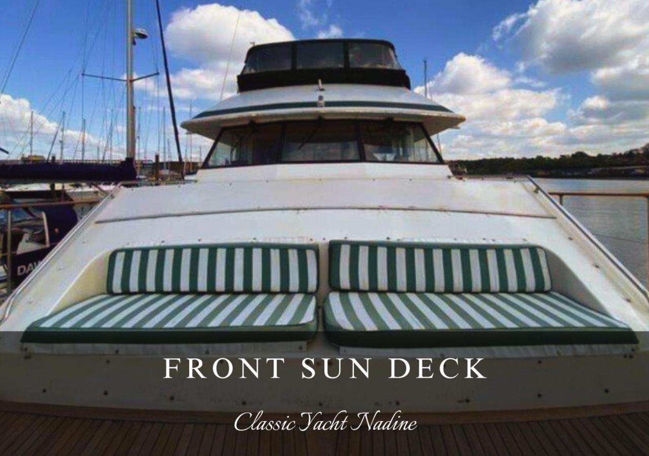 Classic Yacht Nadine In Poole Harbour, Dorset, With A Hot Tub Jacuzzi Eksteriør billede