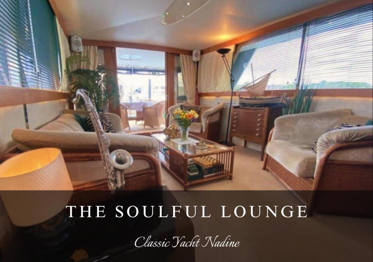 Classic Yacht Nadine In Poole Harbour, Dorset, With A Hot Tub Jacuzzi Eksteriør billede